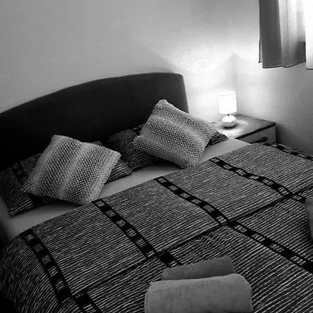Apartment Dora&borna