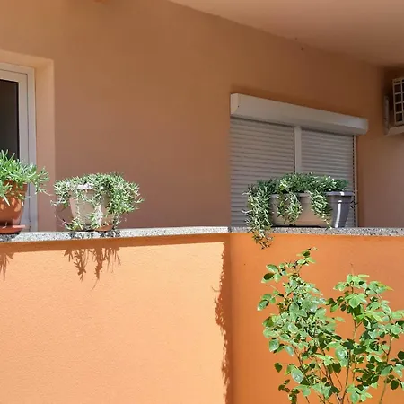 Dora&borna Apartment *